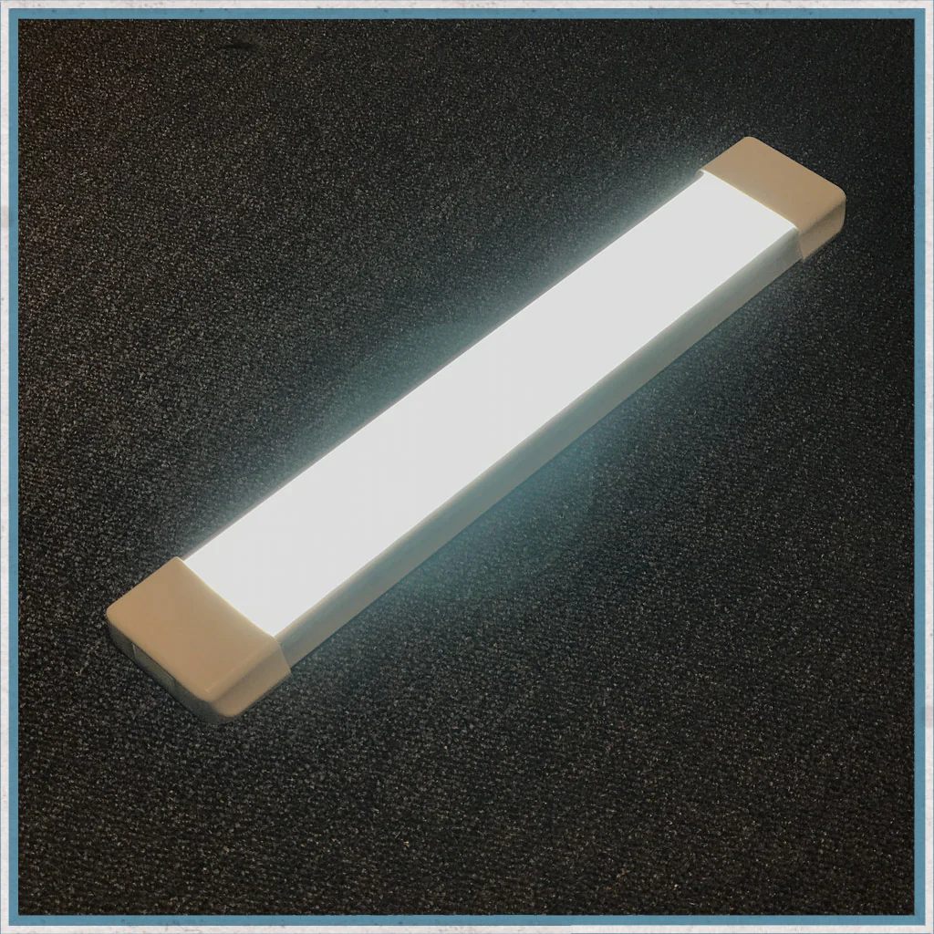 12V - 24V Trio LED Strip Light - Image 6