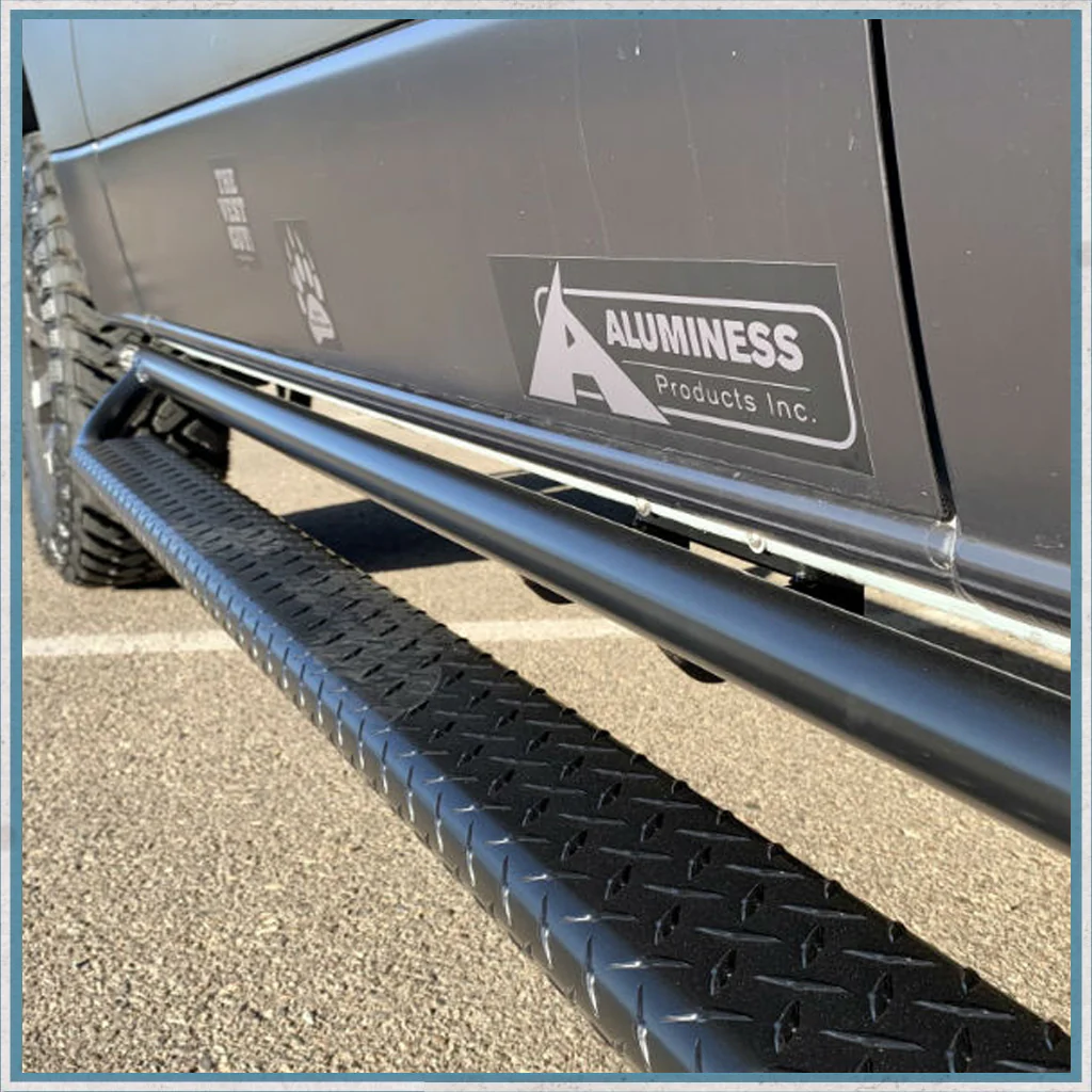Aluminess Mercedes-Benz Sprinter - VW Crafter Nerf Bars - Image 5