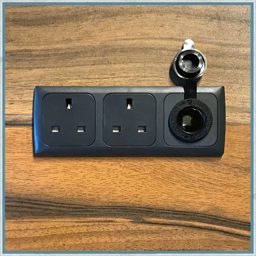 Camper Van, Motorhome 230V + 12V + USB Panel - Image 7
