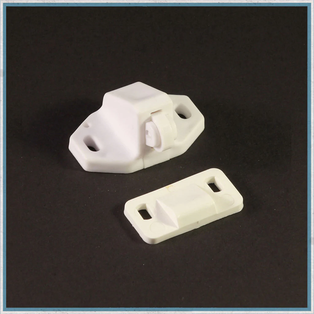 Nylon roller catch - Image 3