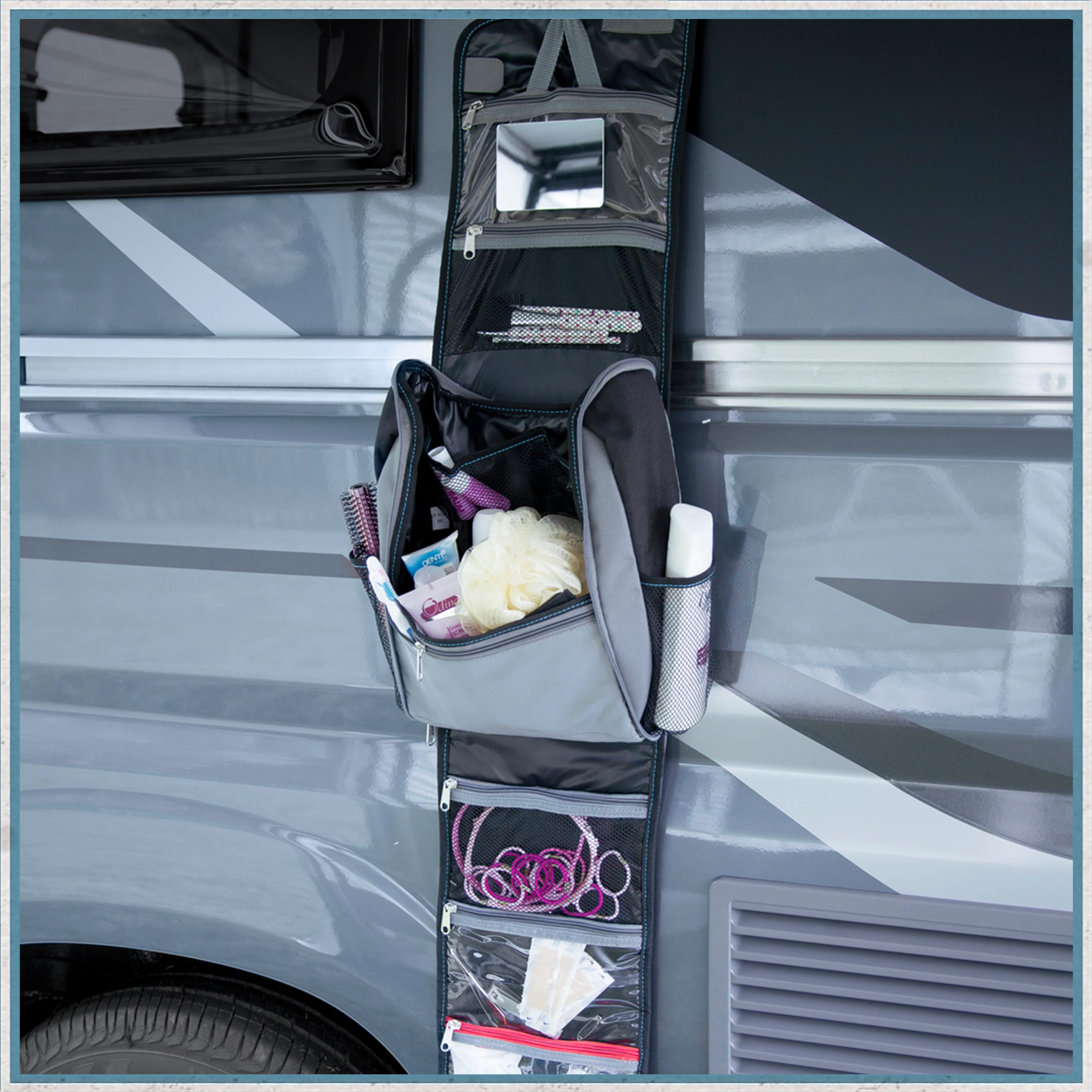 Thule Toiletry Kit - Image 4